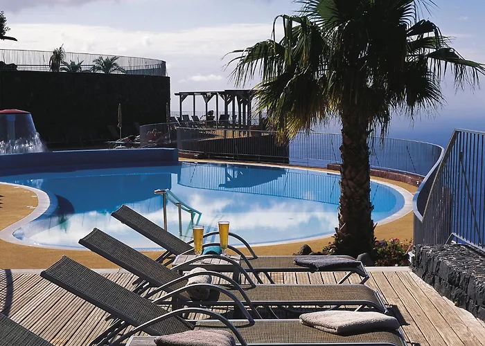 Resort Village Cabo Girao 4*