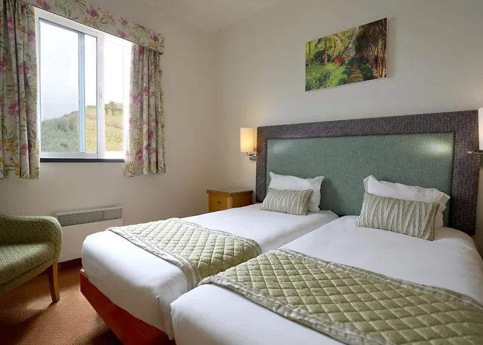 Village Cabo Girao Resort 4*