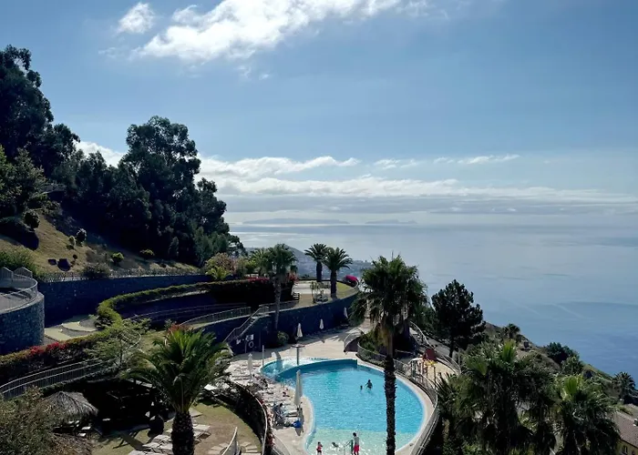Village Cabo Girao Câmara de Lobos