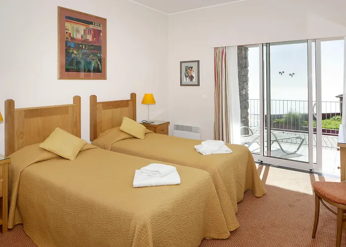 Resort Village Cabo Girao 4*