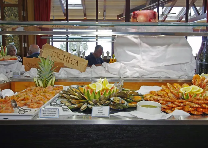 卡博吉拉村公寓式酒店 度假村 4*