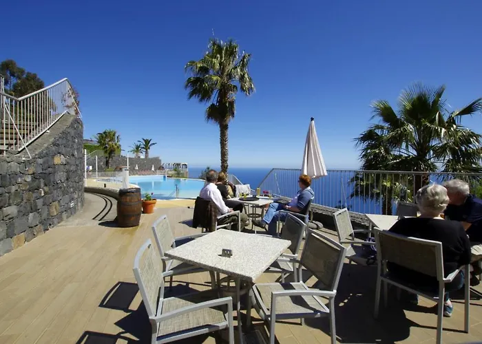 卡博吉拉村公寓式酒店 卡马拉-德洛布什