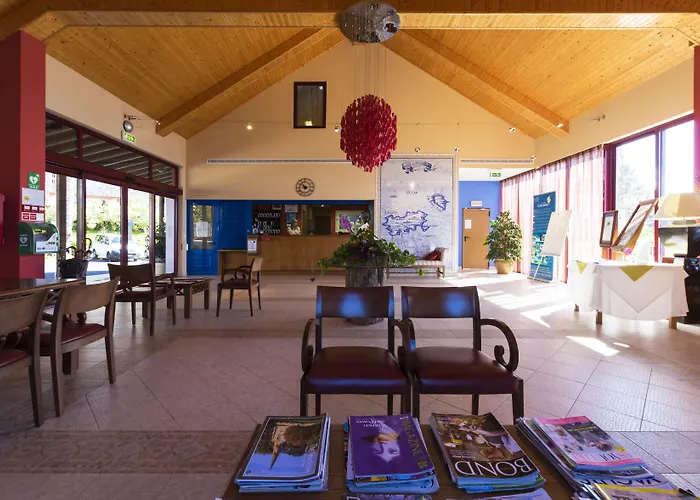 卡博吉拉村公寓式酒店 卡马拉-德洛布什