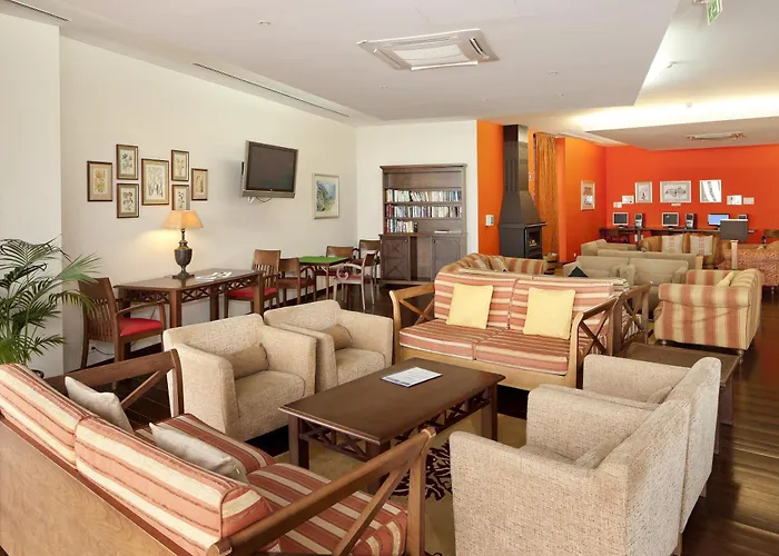 Village Cabo Girao 4*